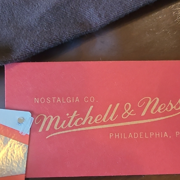 Tee - Picture 3 of 6